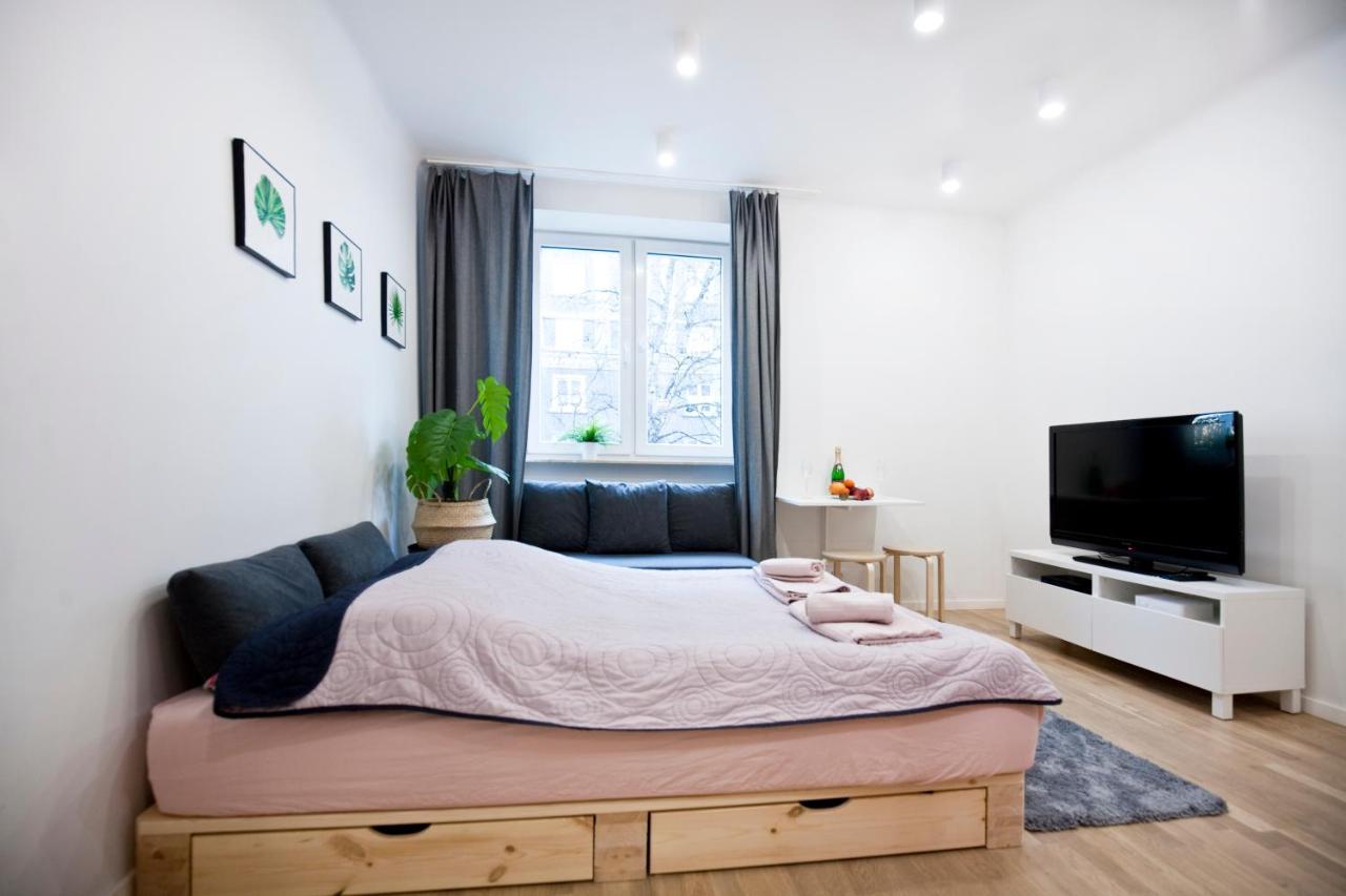 Studio Gaba 2 Intraco Apartment Varsó Kültér fotó